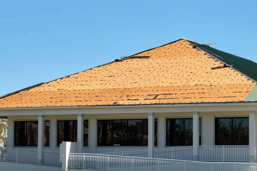 Common Roofing Issues That Require Full Replacement Marshall, MI